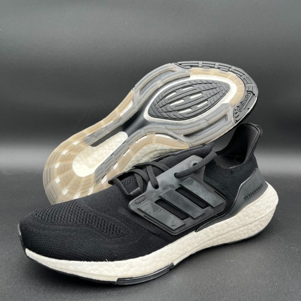 Adidas Ultraboost 22 Black White Running Sneakers GX3062 Mens Size 10